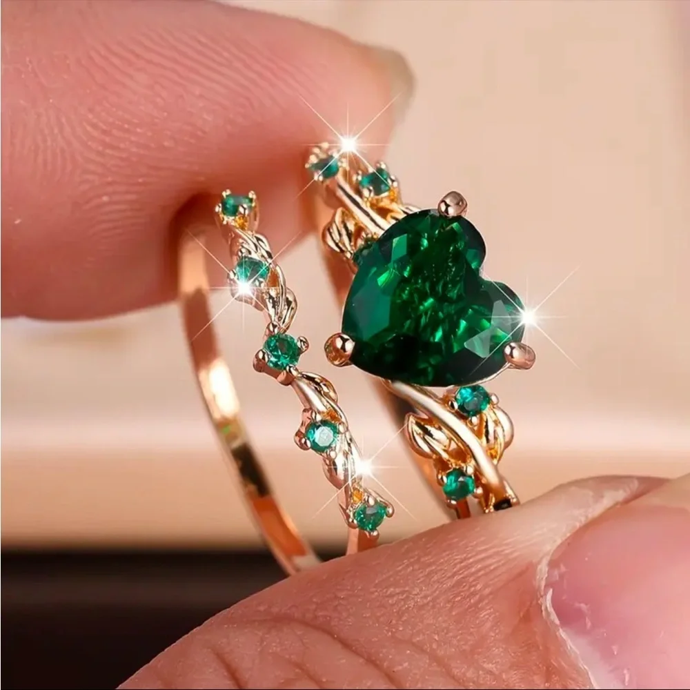 N/A elegant emerald